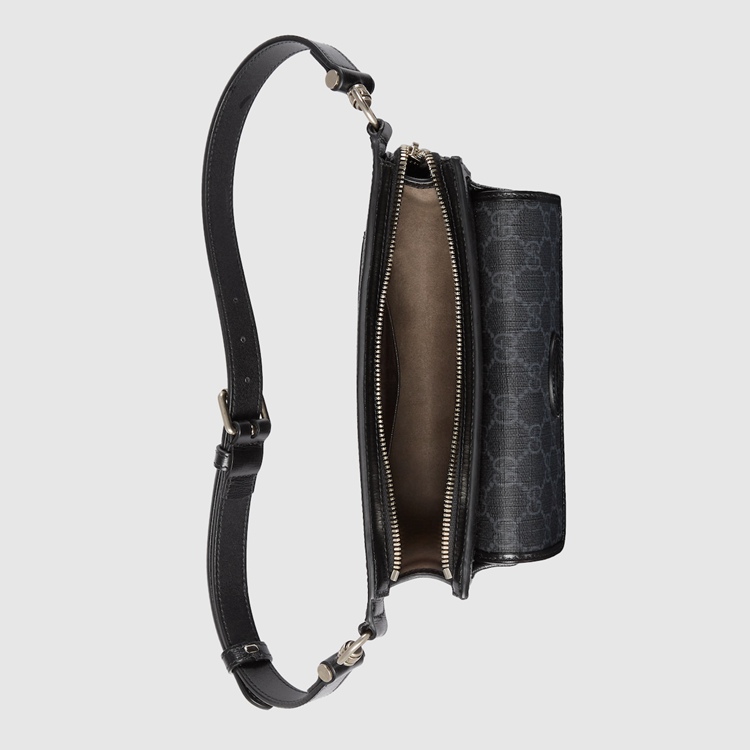 746300.92TCF.1000.002.100.0000.Light GG belt bag with Interlocking G